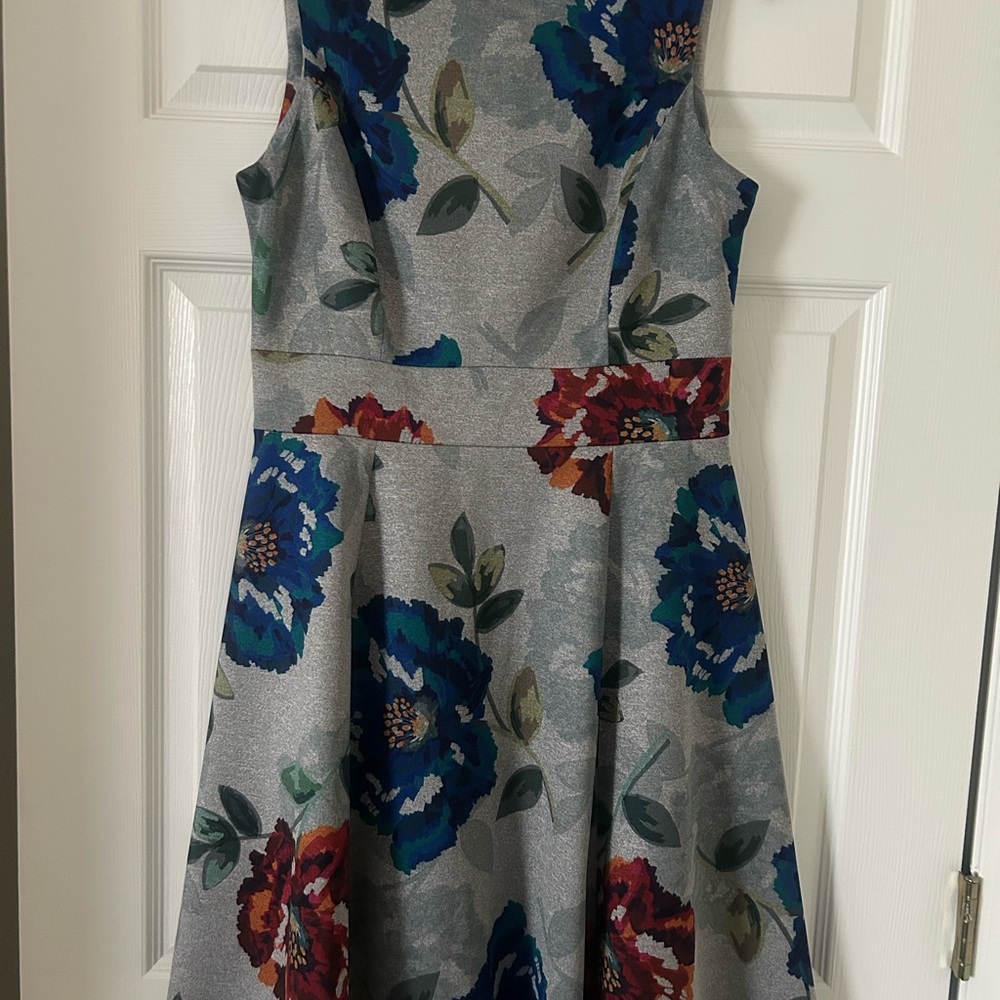Calvin Klein Gray Dress with Floral Accents